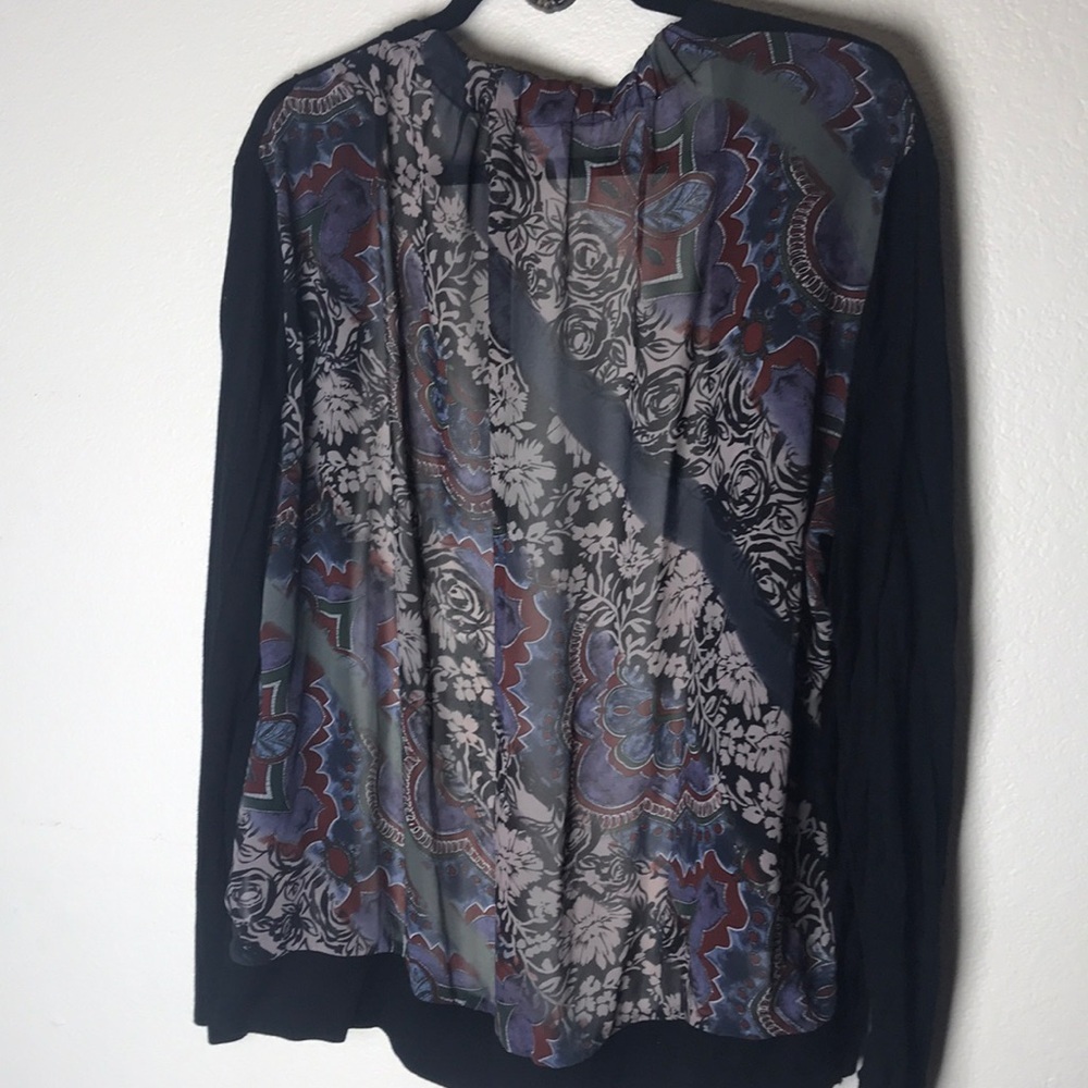 Jockey Person 2 Person Cardigan - Picture 3 of 3
